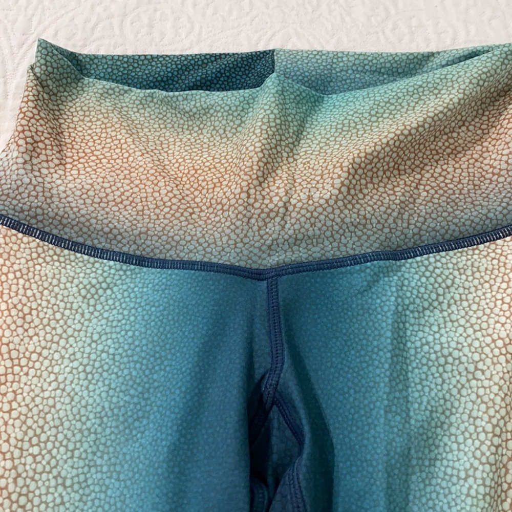 Niyama Sol Leggings. New without tags. Very soft